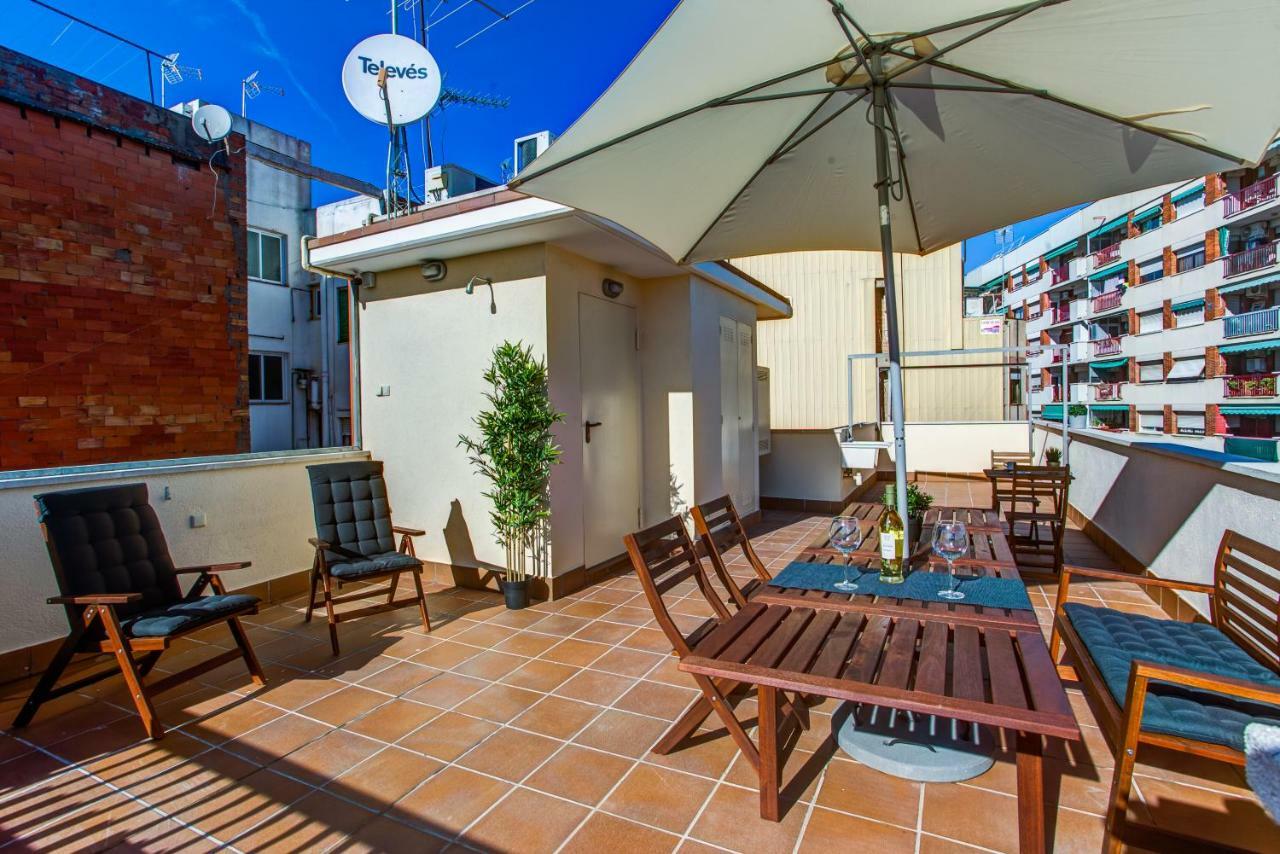 Feriapiso Apartments Palmer L'Hospitalet de Llobregat Esterno foto