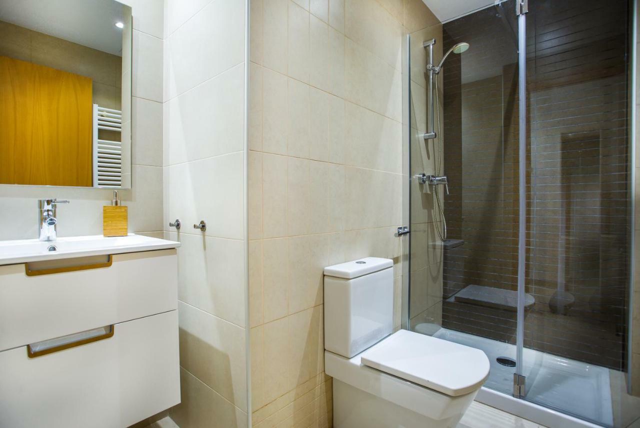 Feriapiso Apartments Palmer L'Hospitalet de Llobregat Esterno foto